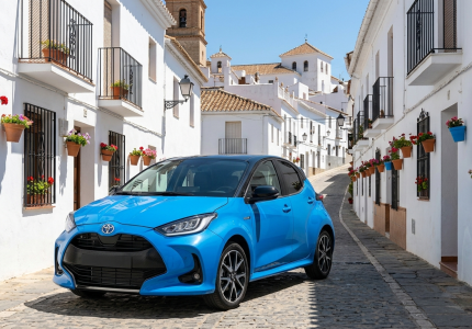 Toyota Yaris pueblo blanco Andalucía